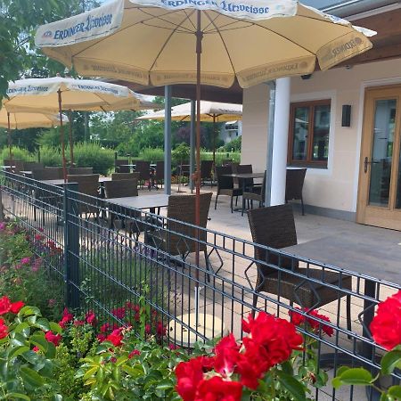 Hotel Heimfeld Restaurant Cafe Garching an Der Alz Екстериор снимка