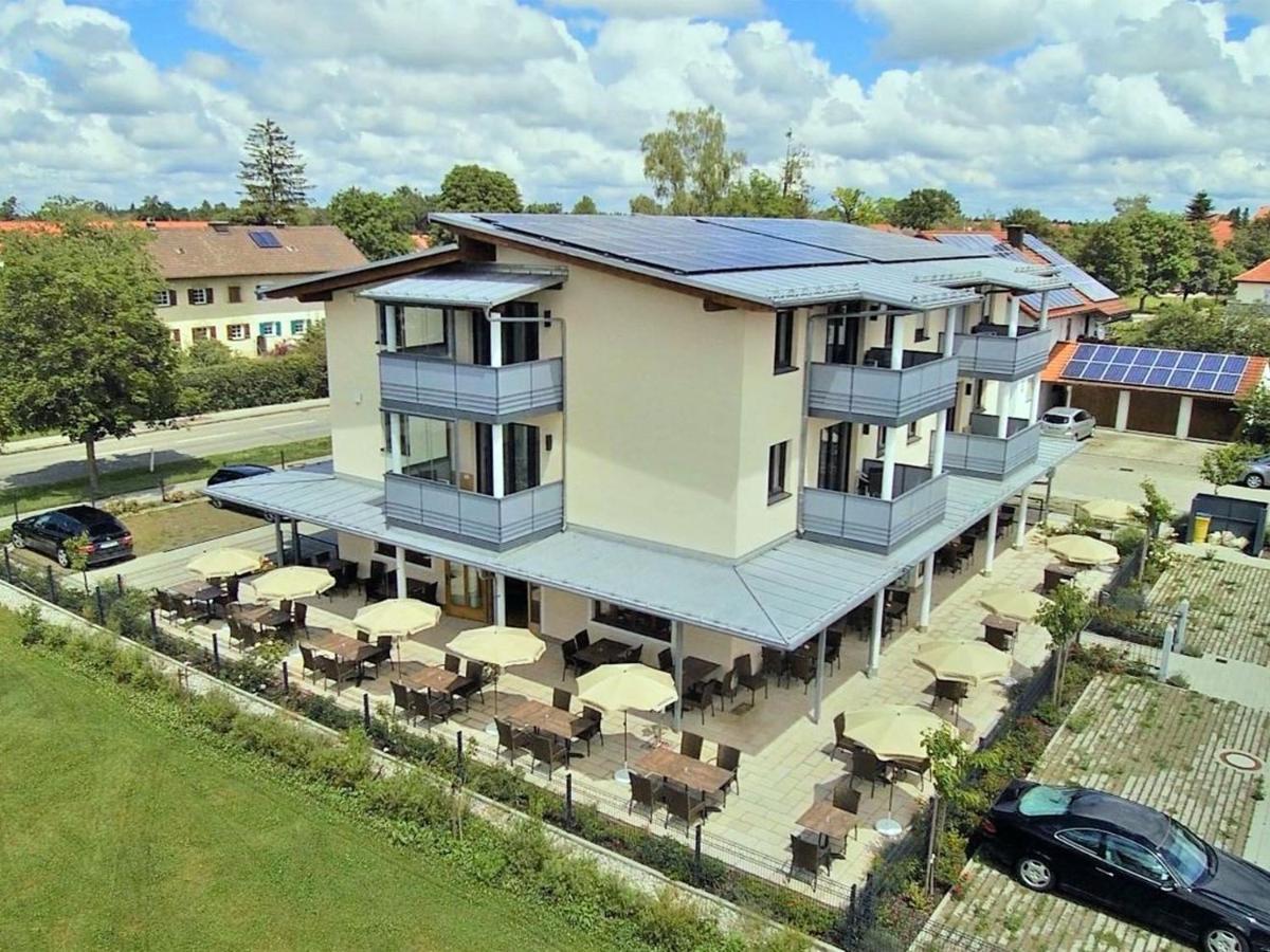 Hotel Heimfeld Restaurant Cafe Garching an Der Alz Екстериор снимка